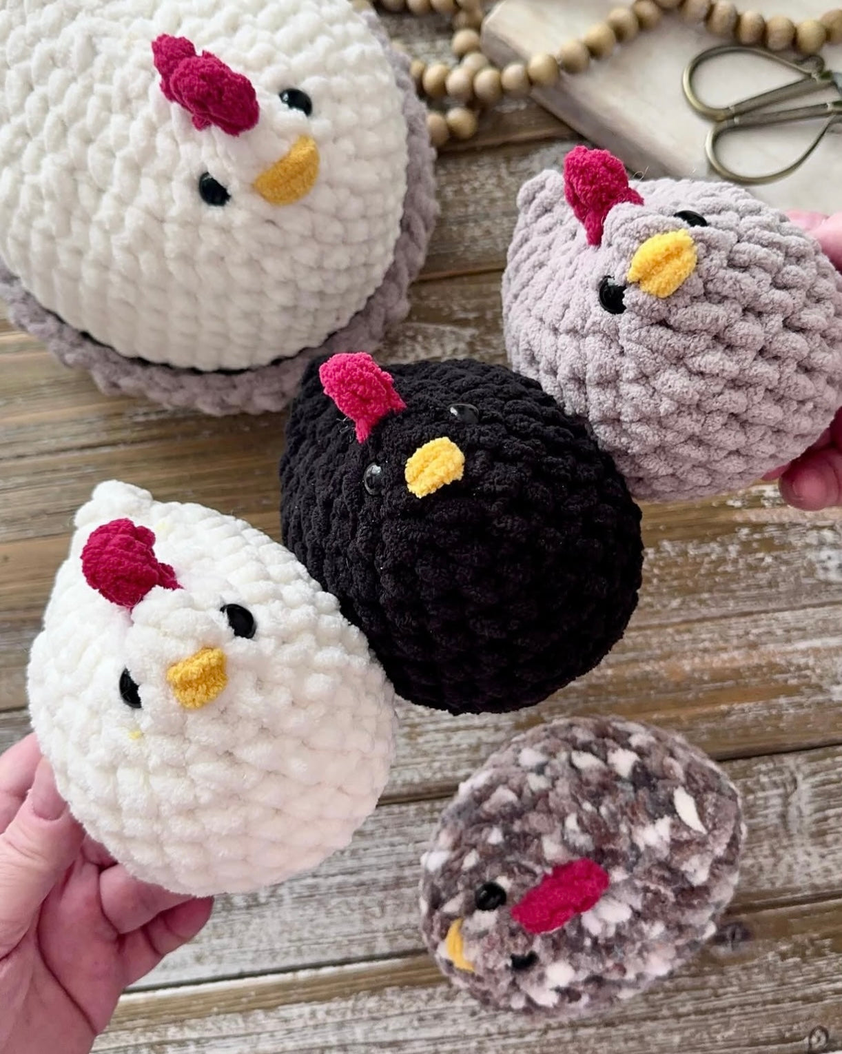 Cluckie the Farm Chicken Pattern