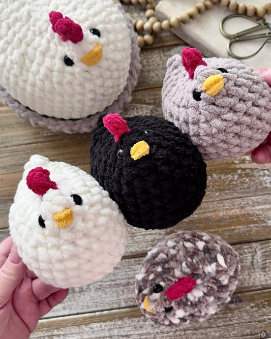Cluckie the Farm Chicken Pattern